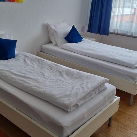 دافوس Holiday Accommodation - Swimming Pool Available المظهر الخارجي الصورة