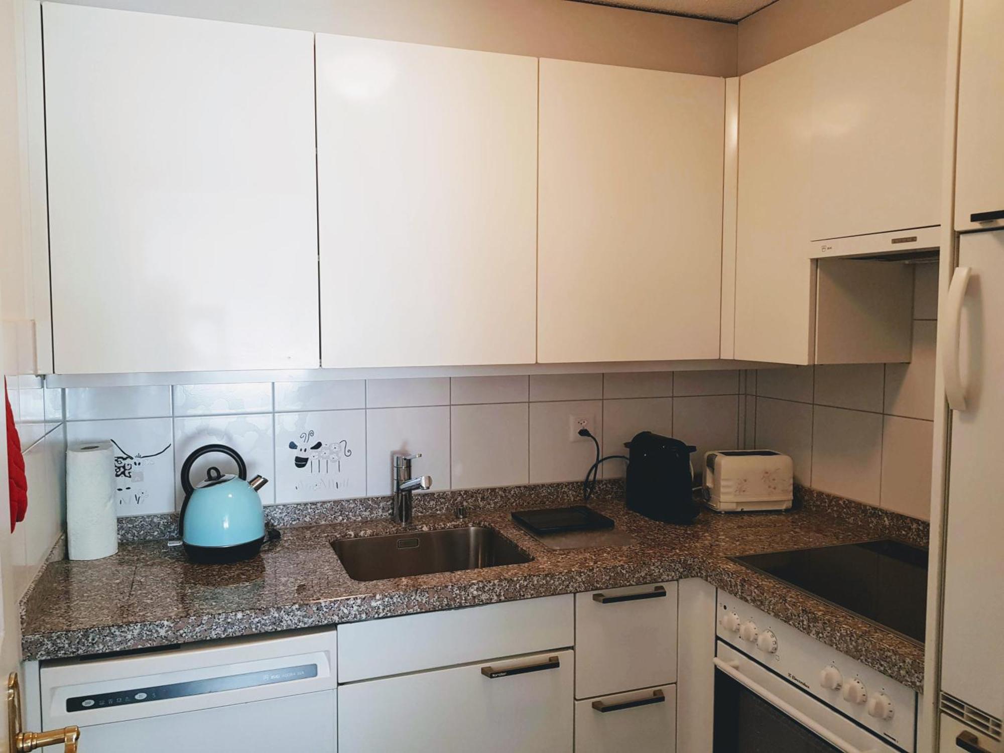 دافوس Holiday Accommodation - Swimming Pool Available المظهر الخارجي الصورة