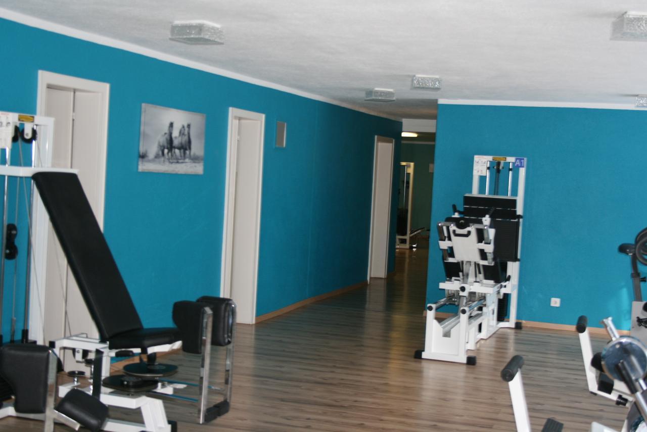 دافوس Holiday Accommodation - Swimming Pool Available المظهر الخارجي الصورة